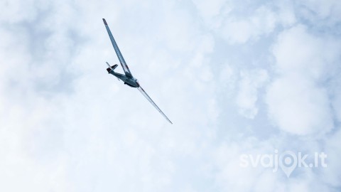 Kupiškio aeroklubas: Pažintiniai ir akrobatiniai skrydžiai sklandytuve